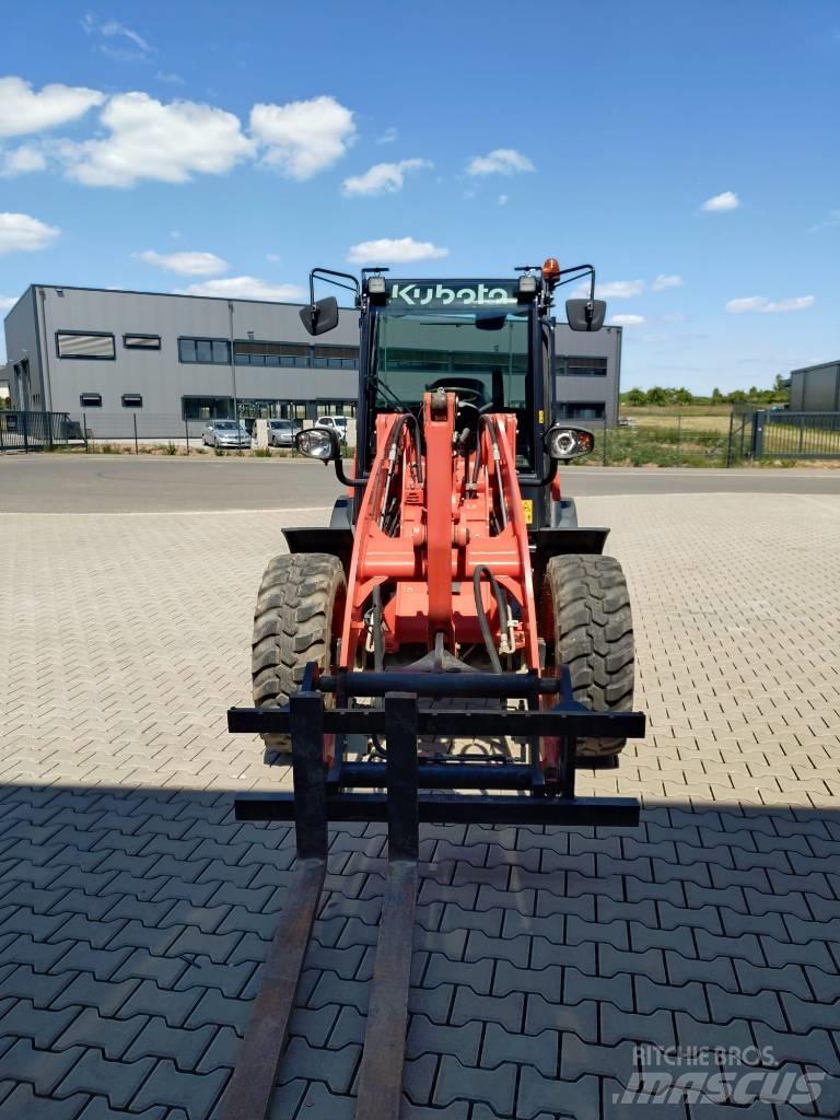 Kubota R 070 轮式装载机