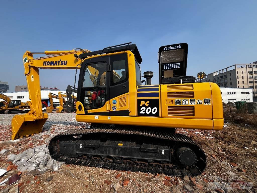 Komatsu PC 200-8N1 中型挖掘机