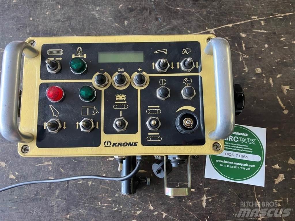 Krone XXL 自动装载拖车