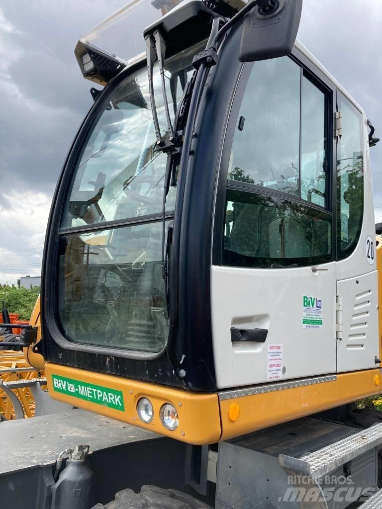 Liebherr A 918 轮式挖掘机