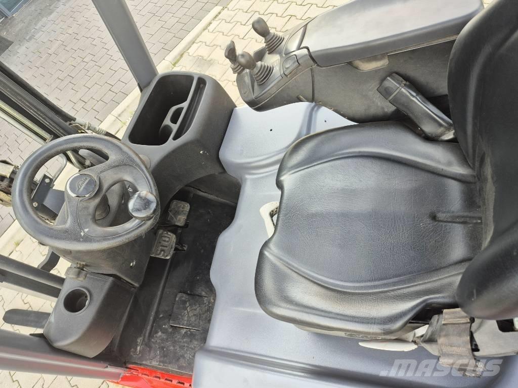 Linde E16-02 电动叉车