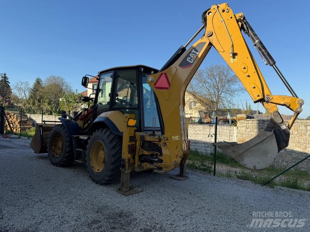 CAT 444 E 反铲装载机