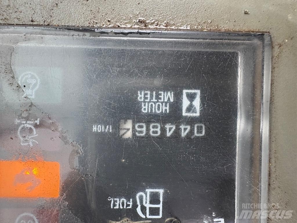 Takeuchi TB 145 小型挖掘机