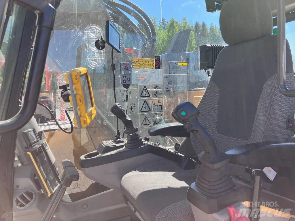 Volvo ECR235EL 履带挖掘机