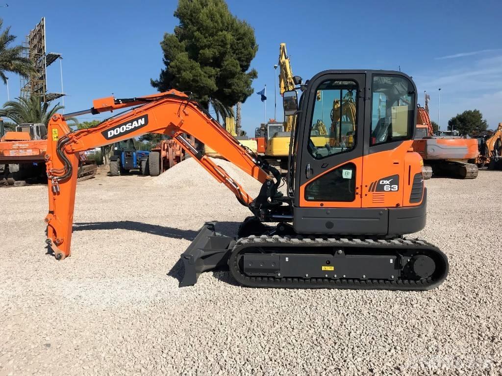 Doosan DX 63-3 小型挖掘机