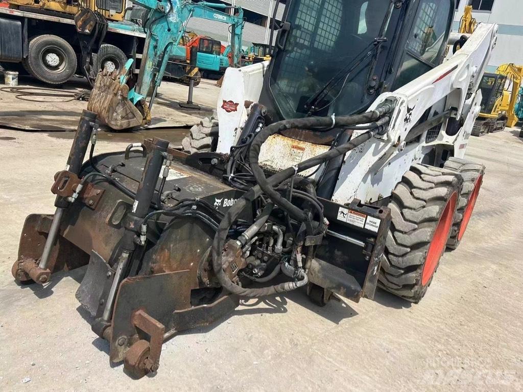 Bobcat S 750 滑移装载机