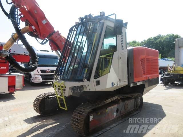 Sandvik DP 1500 i 钻孔机
