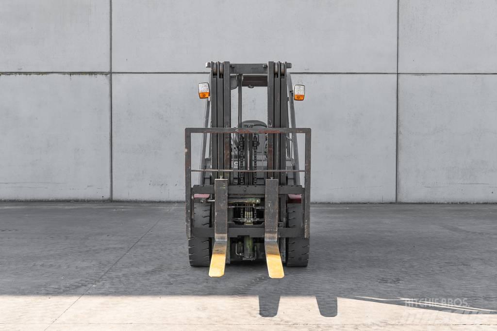 Manitou MI 30 D 柴油叉车
