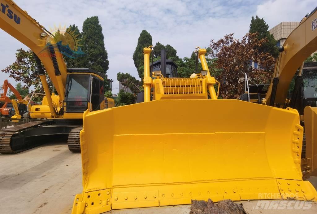 Komatsu D 155 AX 履带式推土机