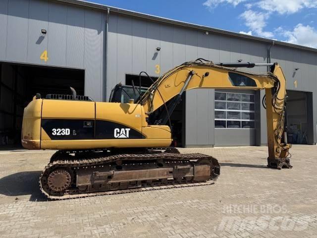 CAT 323 D L 履带挖掘机