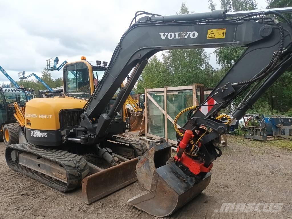 Volvo ECR 88 PLUS 中型挖掘机