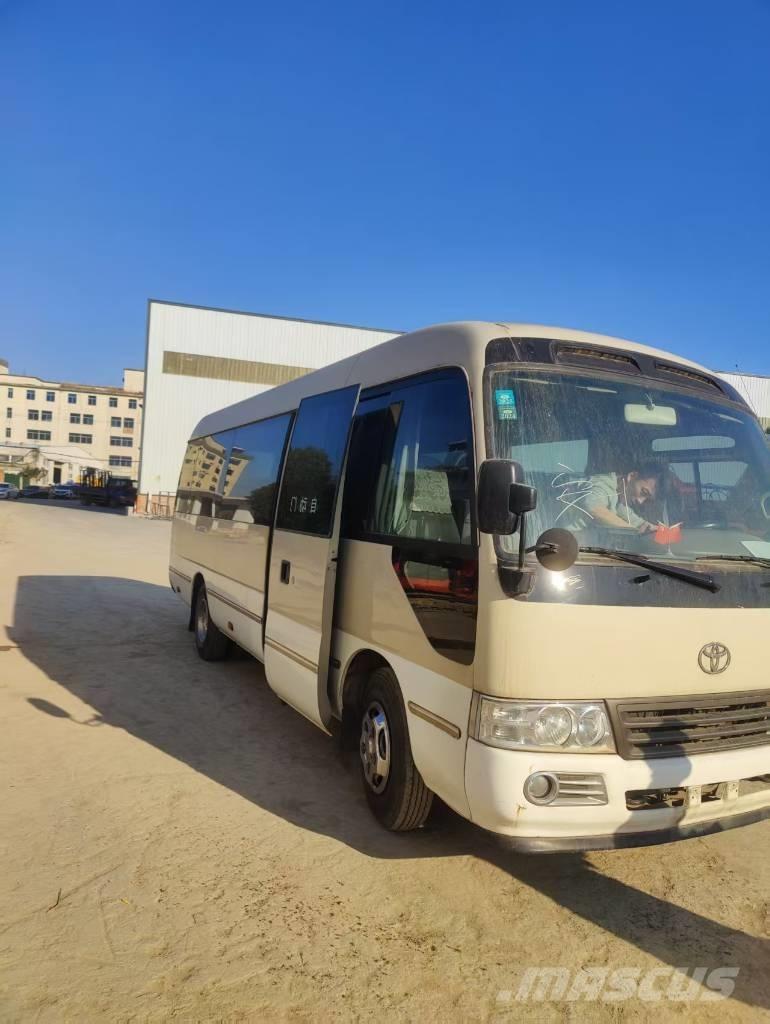 Toyota Coaster 公路客运汽车