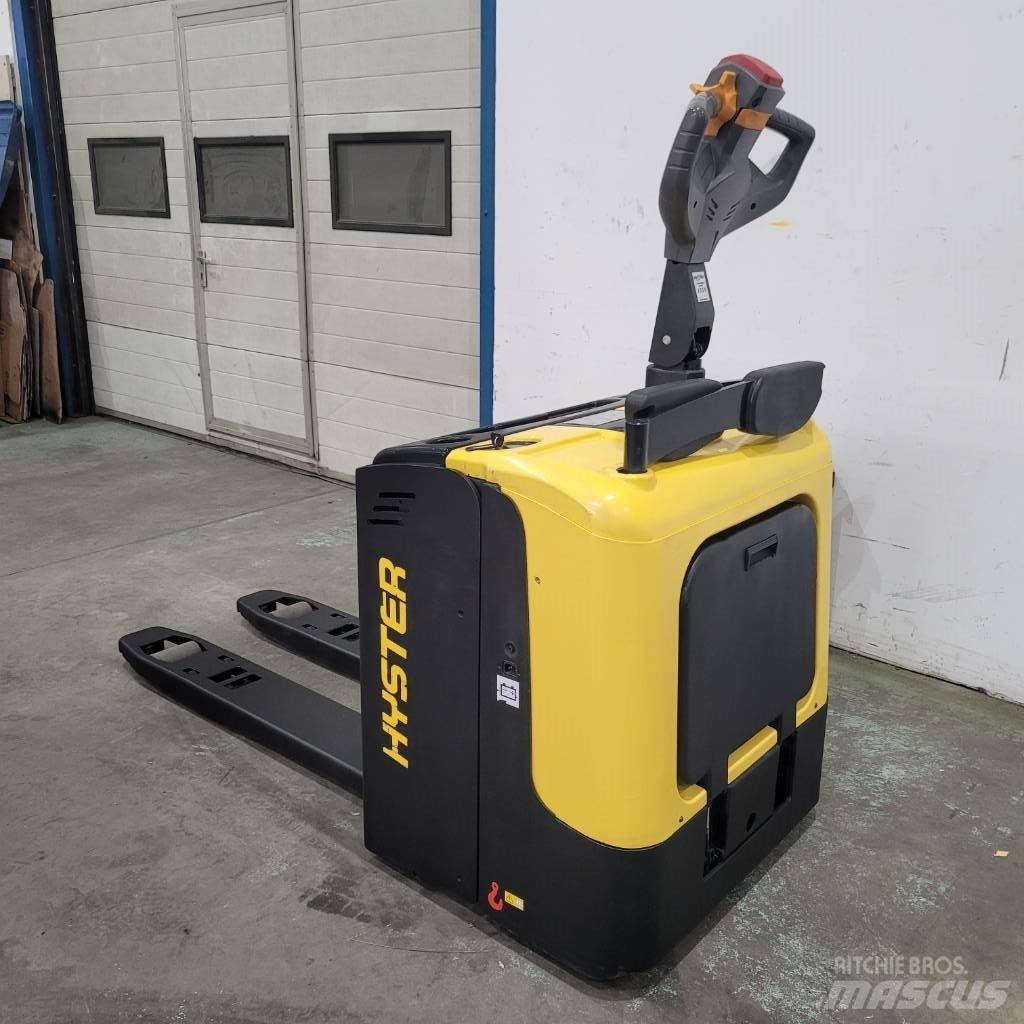 Hyster P 2.0 UTS 电动搬运车