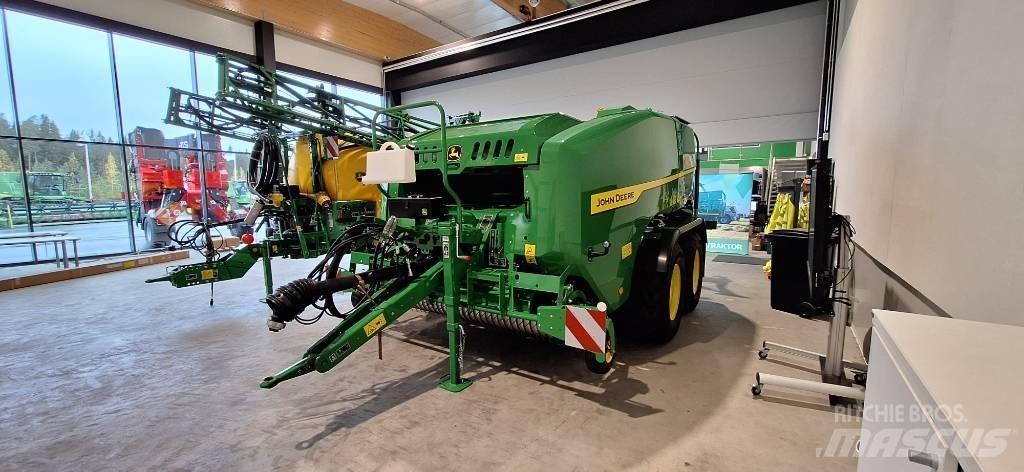 John Deere C441R 圆捆打捆机