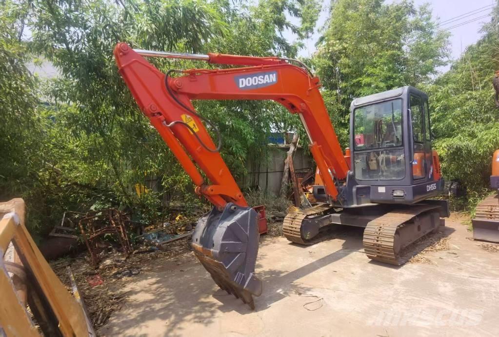 Doosan DH 55 小型挖掘机