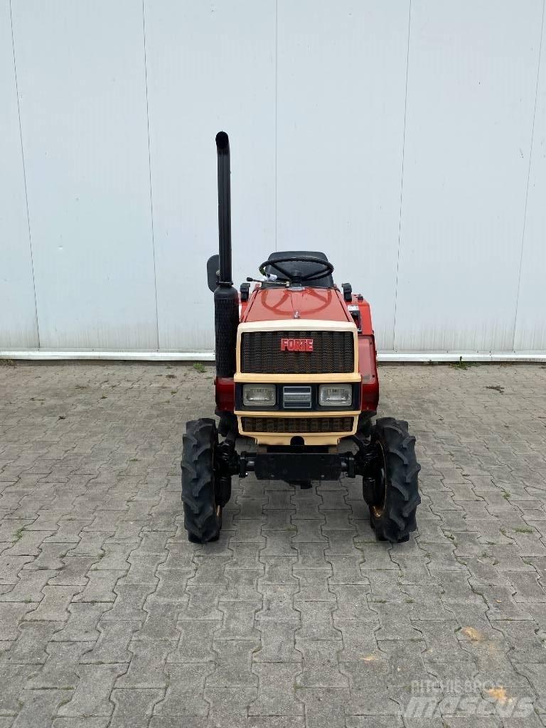 Yanmar F14 小型拖拉机