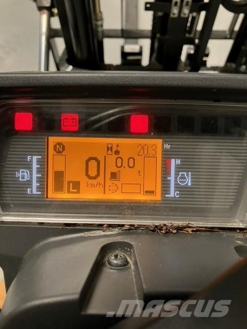 Mitsubishi FD25N3 柴油叉车