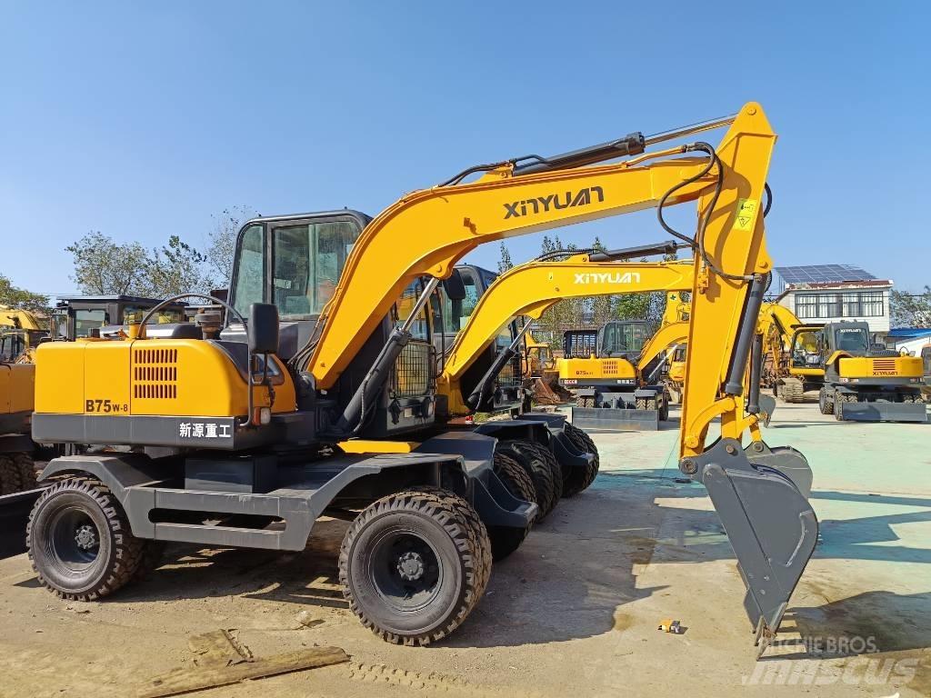 Xinyuan XYB75W-9 履带挖掘机