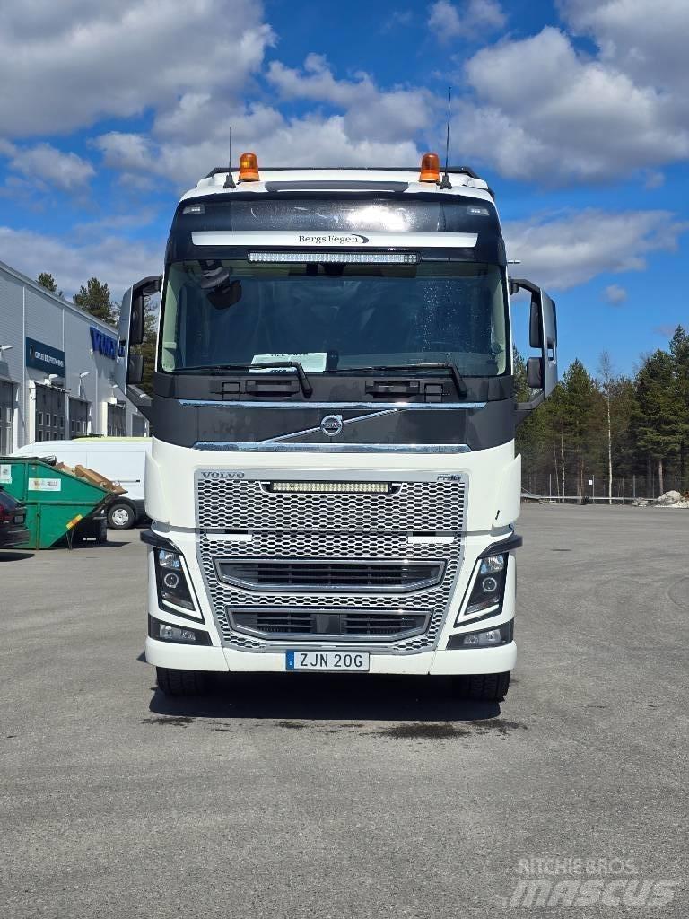 Volvo FH16 木材运输车