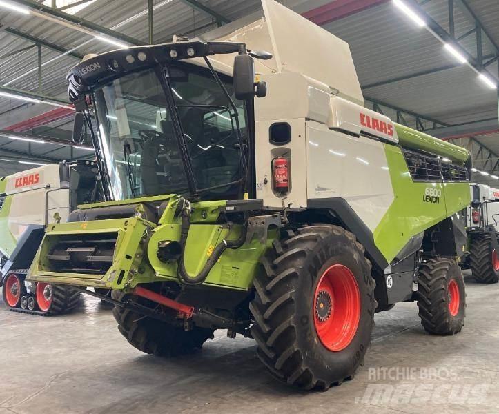 CLAAS LEXION 6800 联合收割机