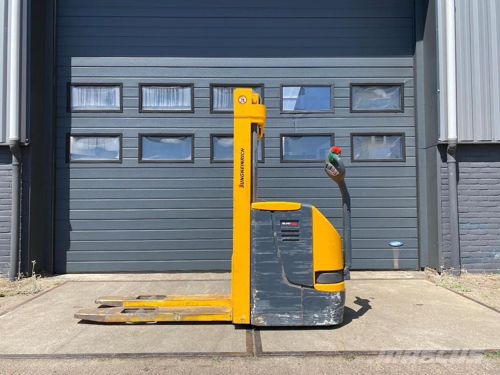 Jungheinrich EJC12 手推堆垛车