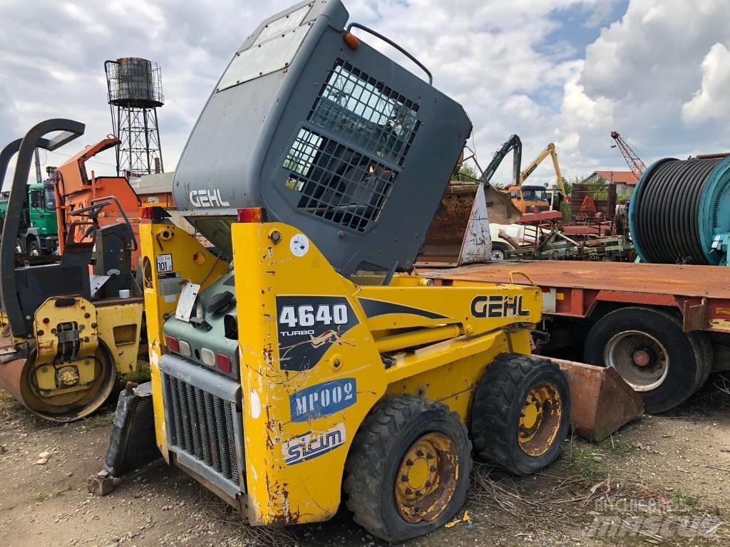 Gehl 4640 FOR PARTS 滑移装载机