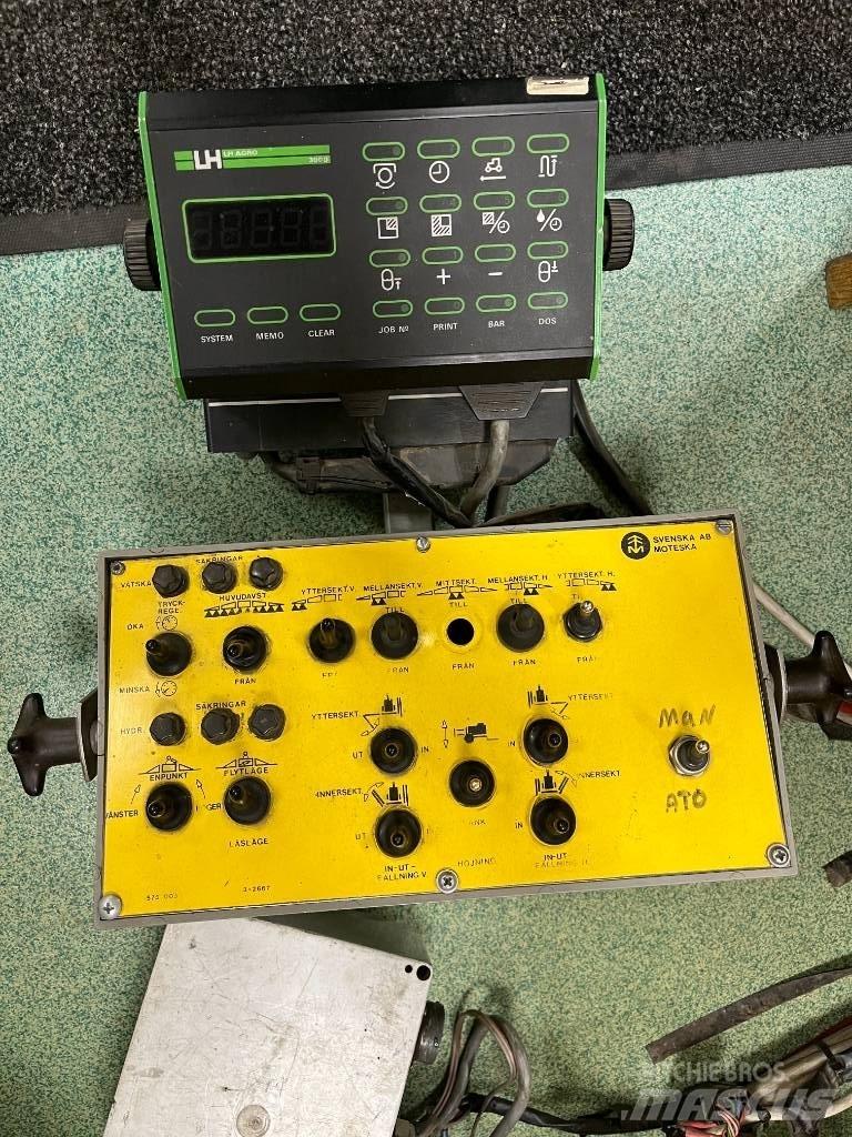 Moteska 3500 牵引式喷雾机