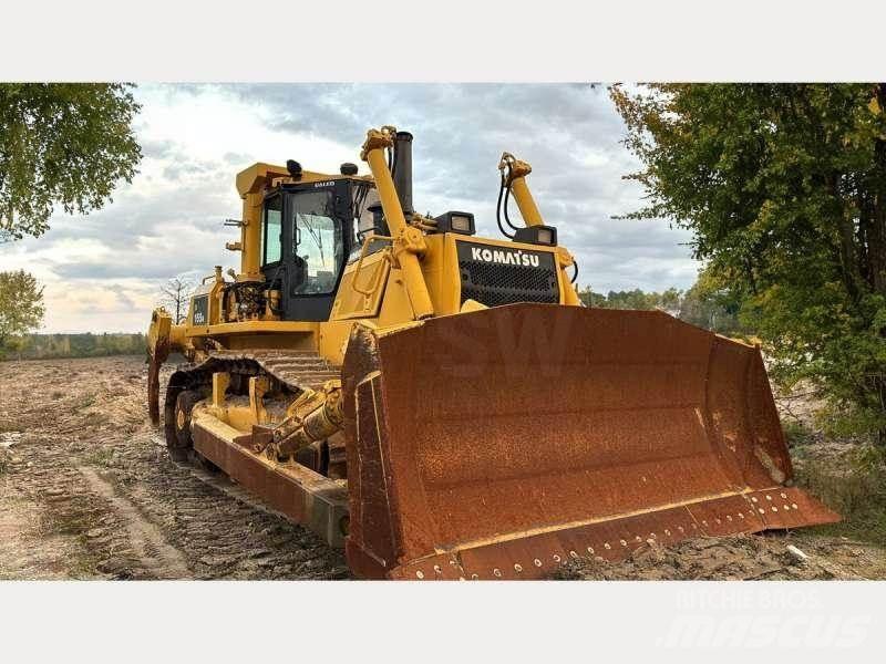 Komatsu D155AX-5 履带式推土机
