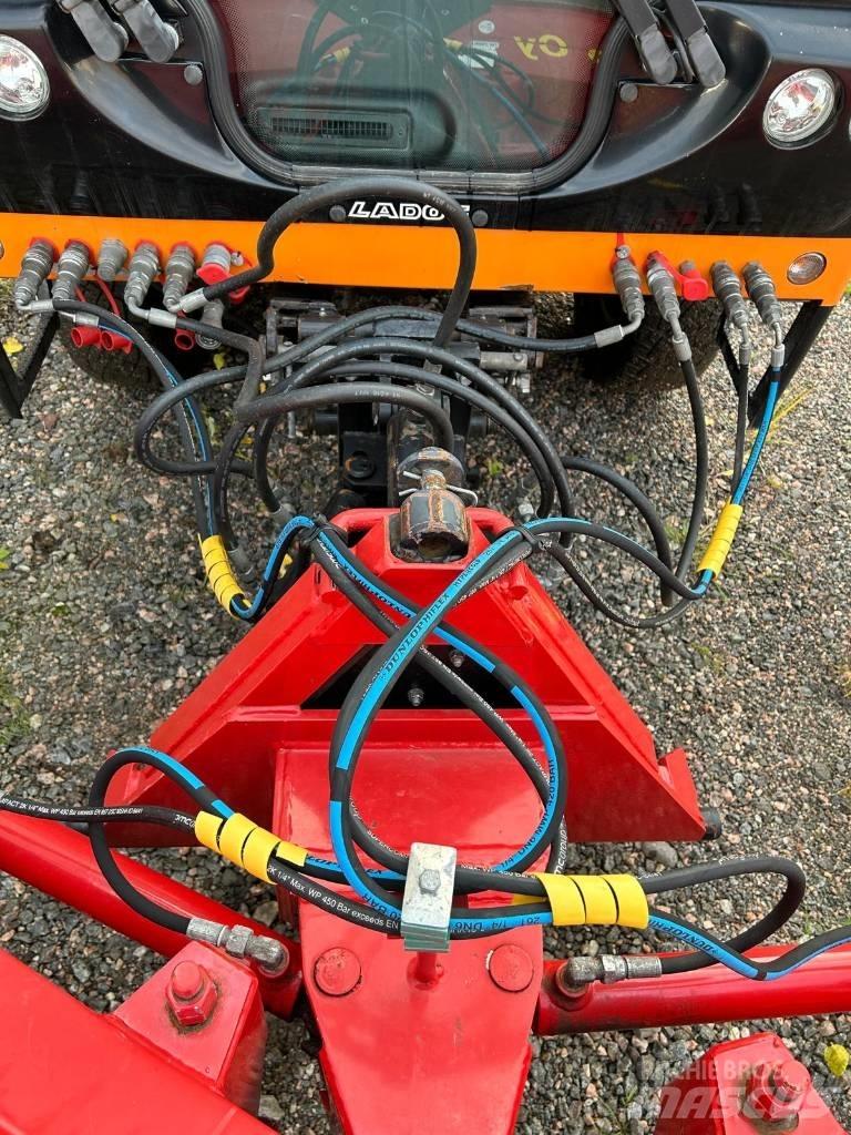 Ladog T1400 小型拖拉机
