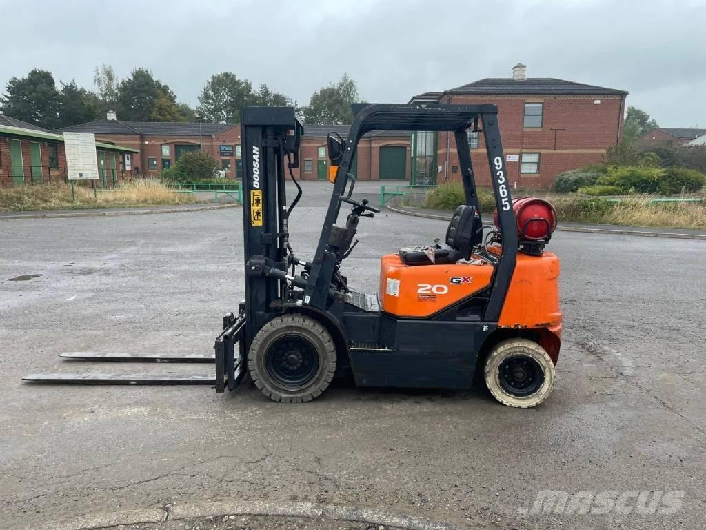 Doosan G 20 天然气叉车