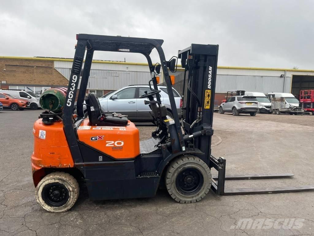 Doosan G 20 天然气叉车