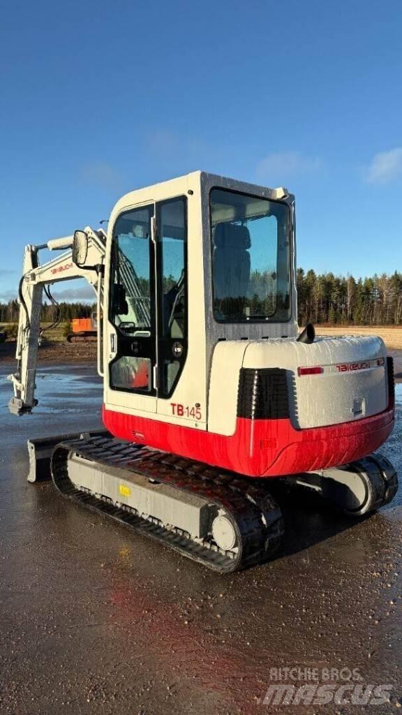 Takeuchi TB 145 小型挖掘机