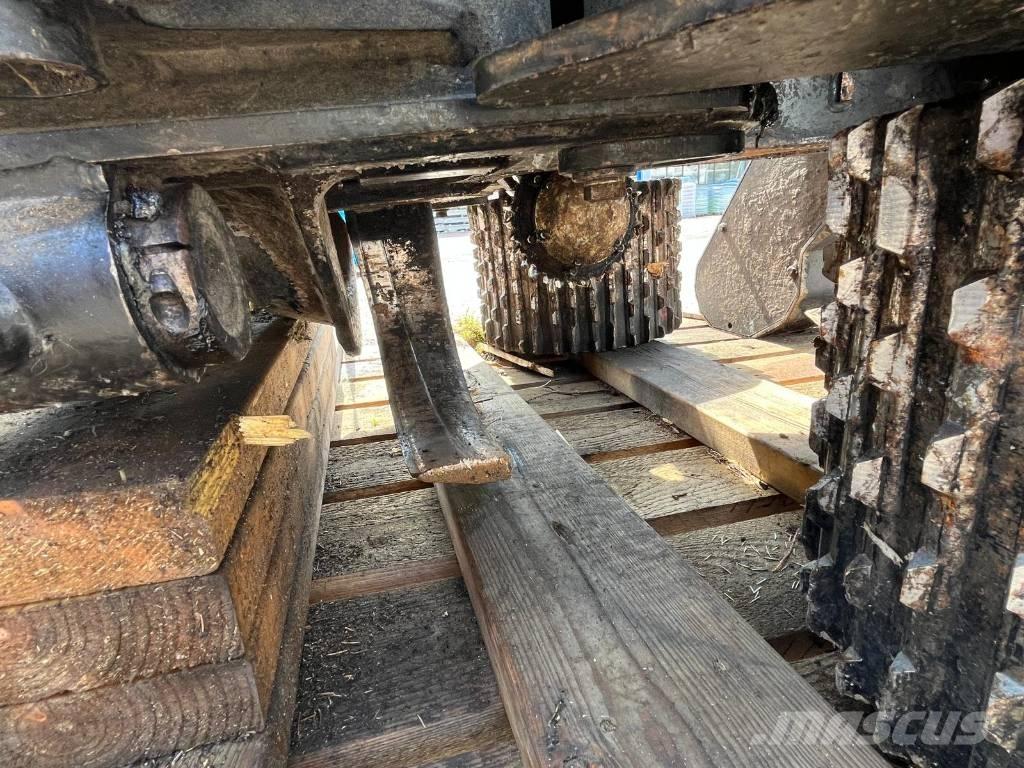 Komatsu S92 收割机机箱