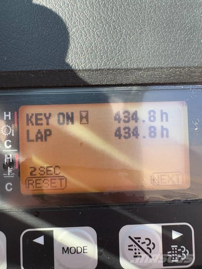 Toyota 8 FDF 25 柴油叉车