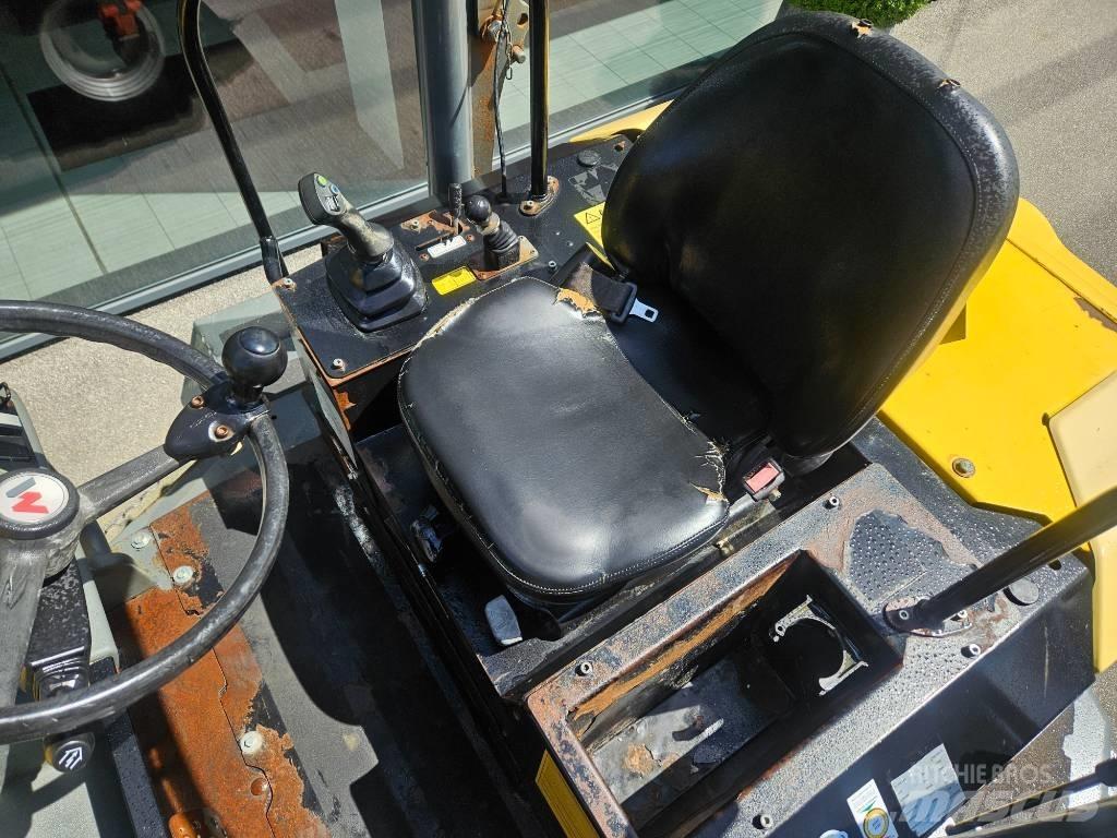 Wacker Neuson DW 60 翻斗车\公路型自卸车
