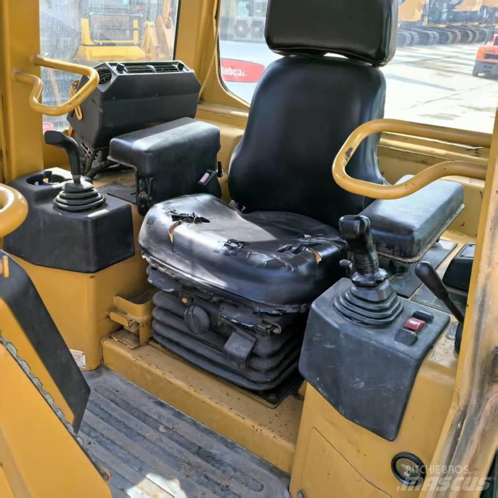 CAT D 5 G LGP 履带式推土机
