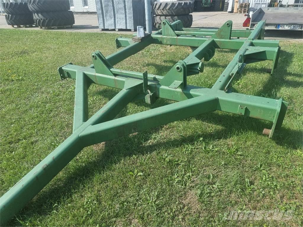 John Deere 750 A 条播机