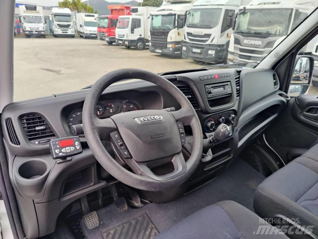 Iveco DAILY 35S16 冷藏面包车