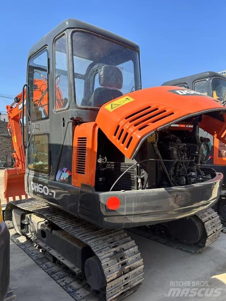 Doosan DH 55 小型挖掘机