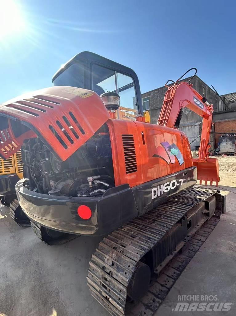 Doosan DH 55 小型挖掘机