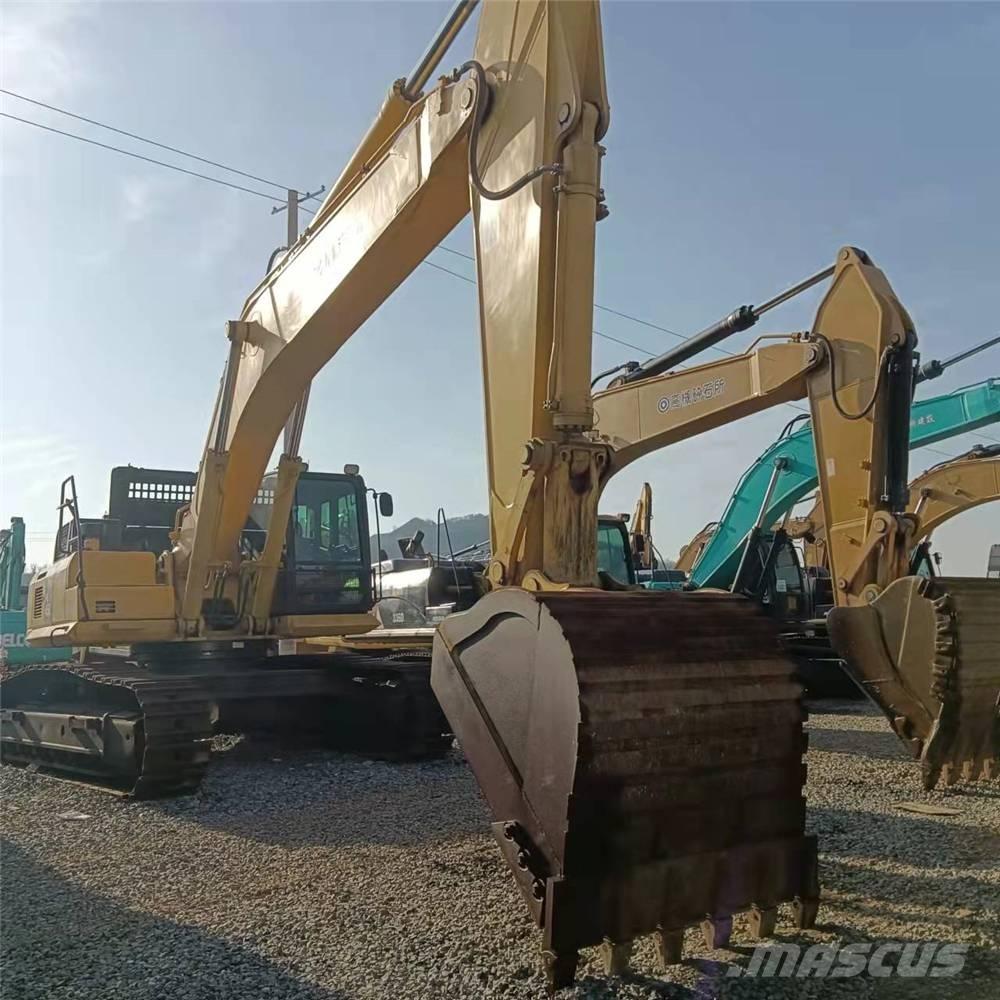 Komatsu PC450-8 履带挖掘机