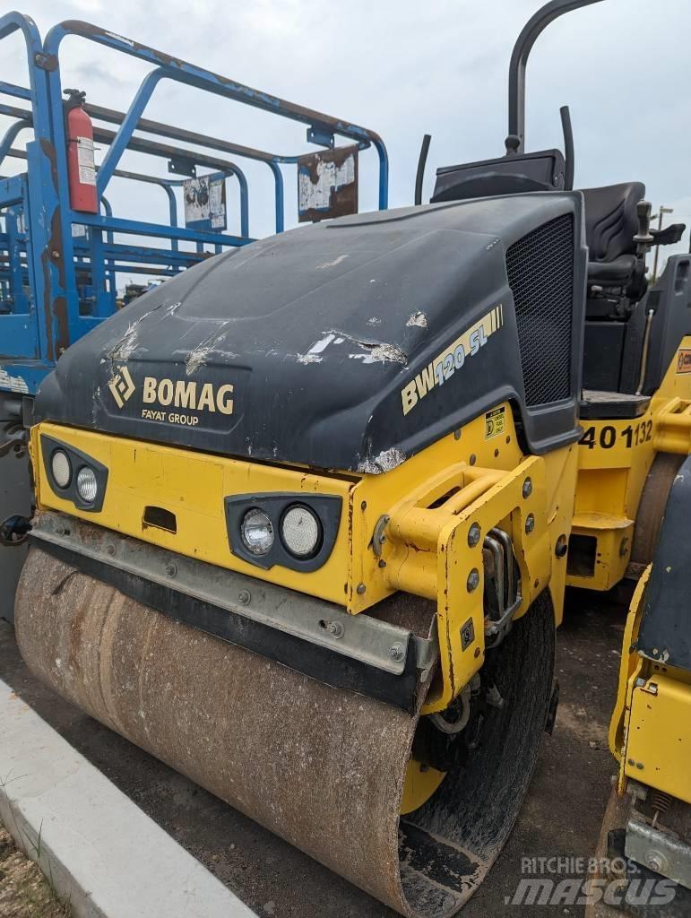 Bomag BW 120 AD-3 双轮压路机