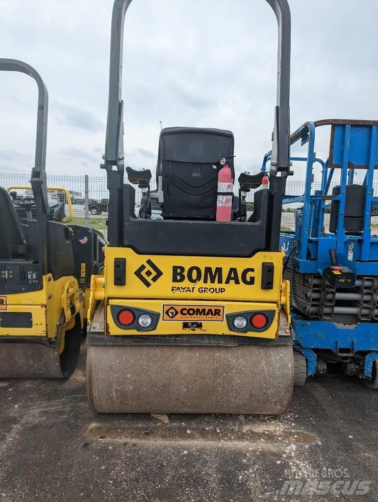 Bomag BW 120 AD-3 双轮压路机