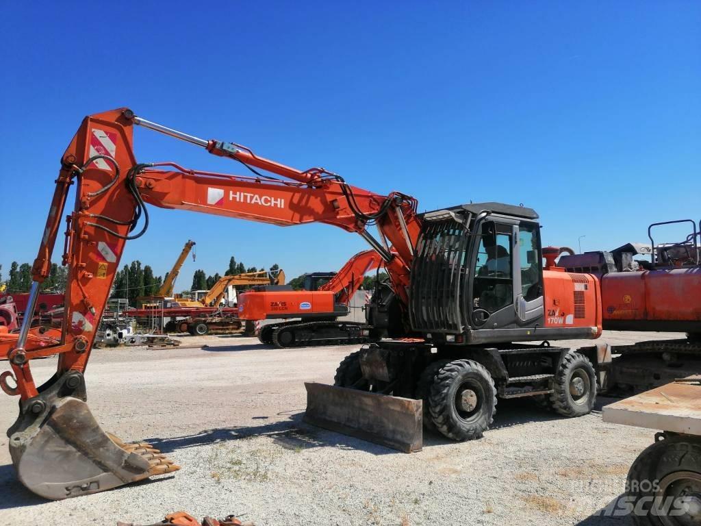 Hitachi ZX 170 W-3 轮式挖掘机
