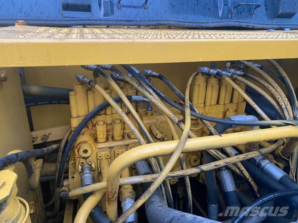 CAT 320 C L 履带挖掘机