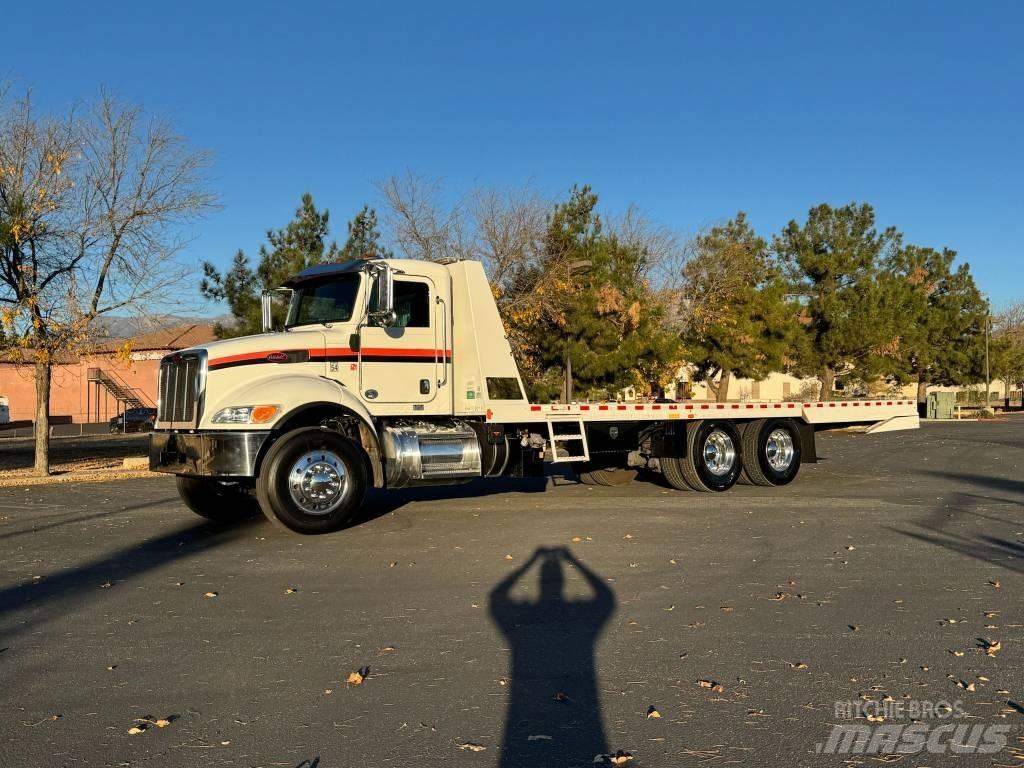 Peterbilt 348 救援车