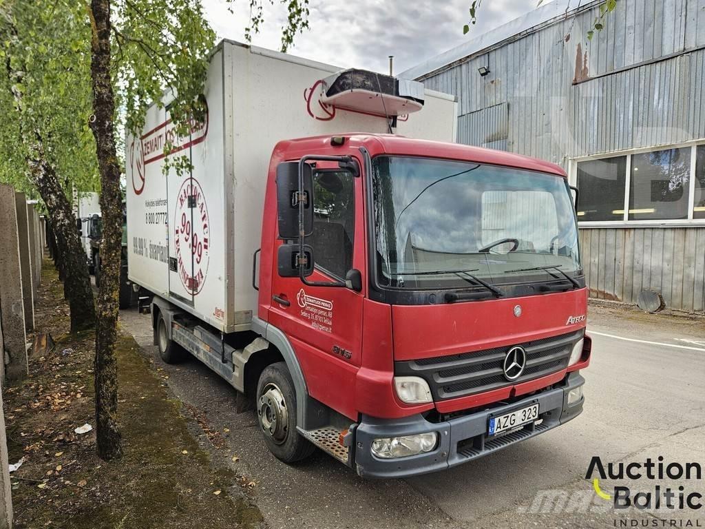 Mercedes-Benz 815 冷藏车