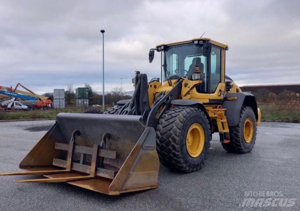 Volvo L 90 H 轮式装载机