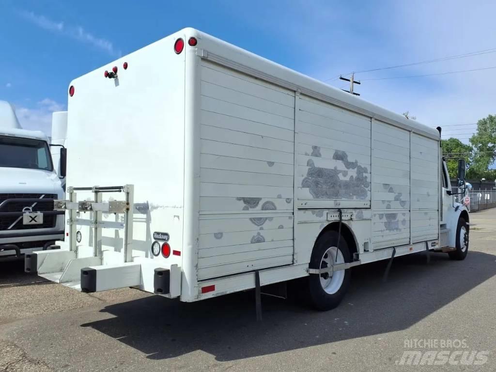 Freightliner M2 饮料运输车