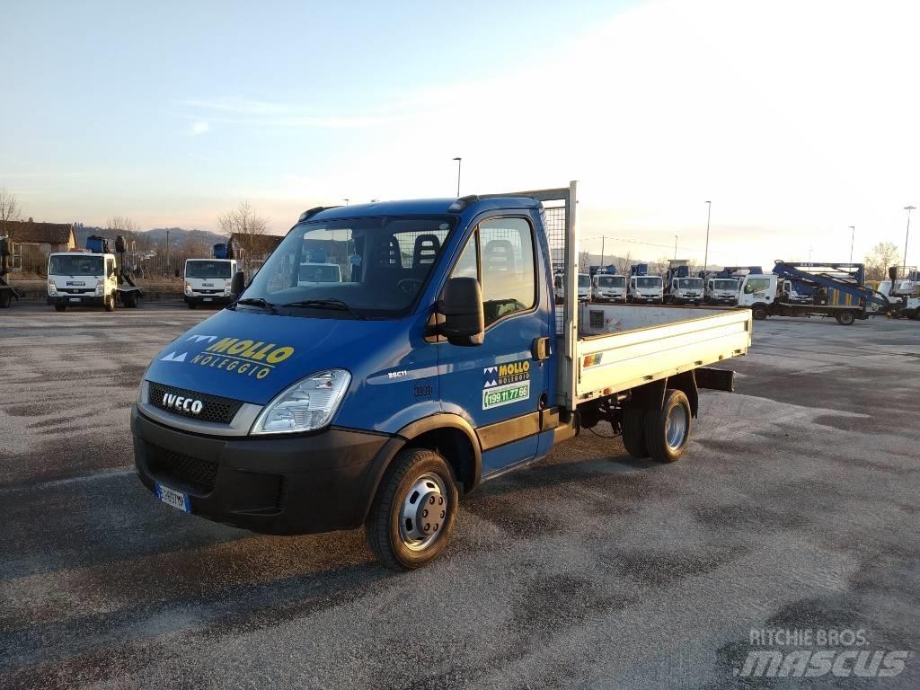 Iveco Daily 35 C 11 商务面包车